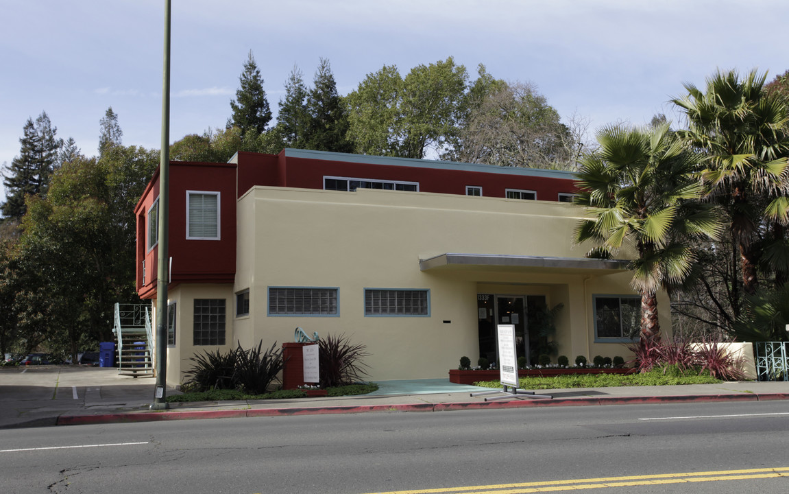 1333 Jefferson St in Napa, CA - Building Photo