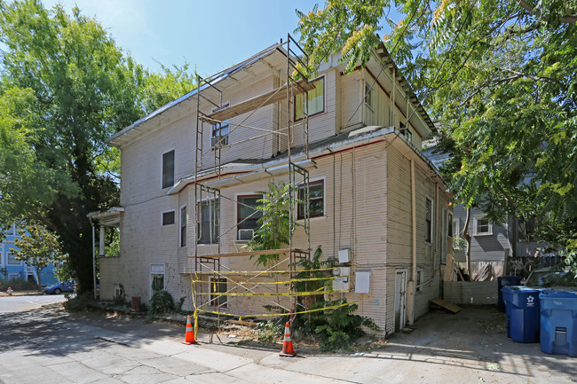 1416 22nd St in Sacramento, CA - Foto de edificio - Building Photo