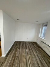 71-61 70th St in Queens, NY - Building Photo - Building Photo