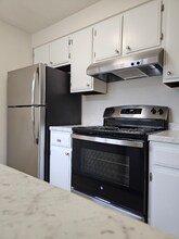 3032 60th Ave SW in Seattle, WA - Building Photo - Building Photo