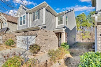 11715 Clems Branch Dr in Charlotte, NC - Foto de edificio - Building Photo