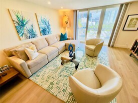 1 Las Olas Cir in Fort Lauderdale, FL - Building Photo