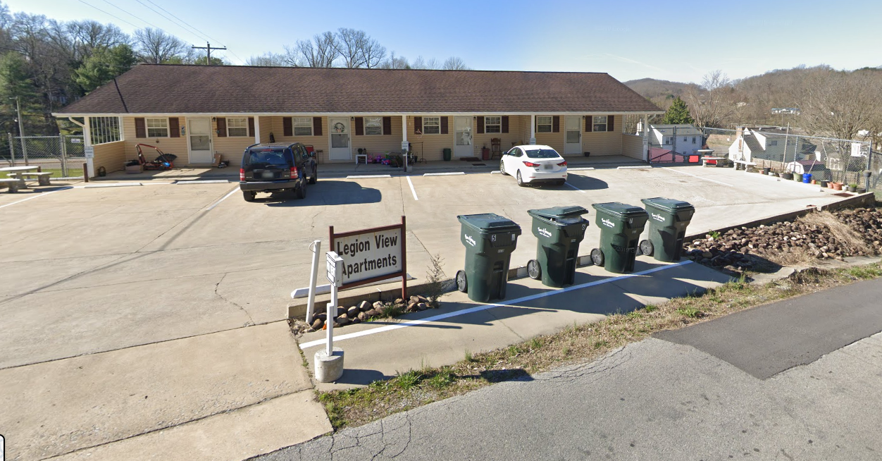 1121 Arnold Rd, Unit 5 in Greeneville, TN - Foto de edificio