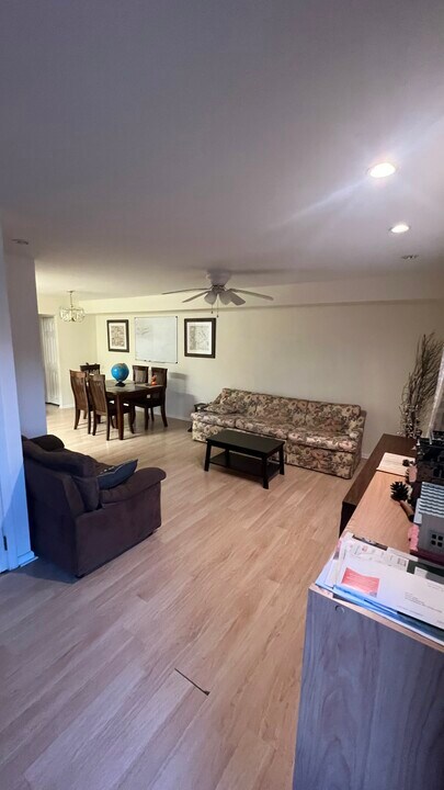 2300 Strahle St, Unit 1st Floor in Philadelphia, PA - Building Photo