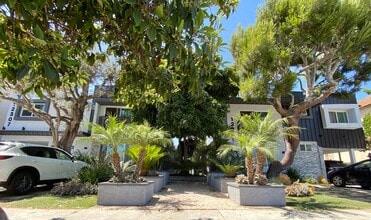 12301-12307 Pacific Ave, Unit 07 09 in Los Angeles, CA - Building Photo - Building Photo