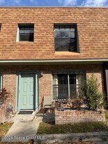 1300 Arlington Ln NE in Palm Bay, FL - Building Photo