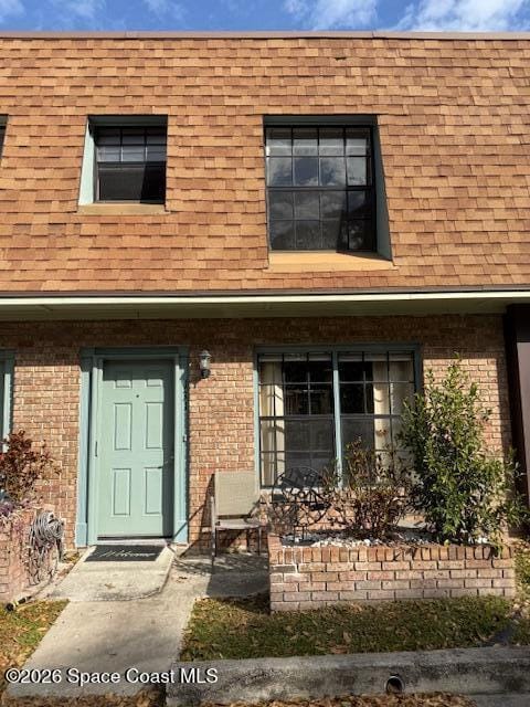 1300 Arlington Ln NE