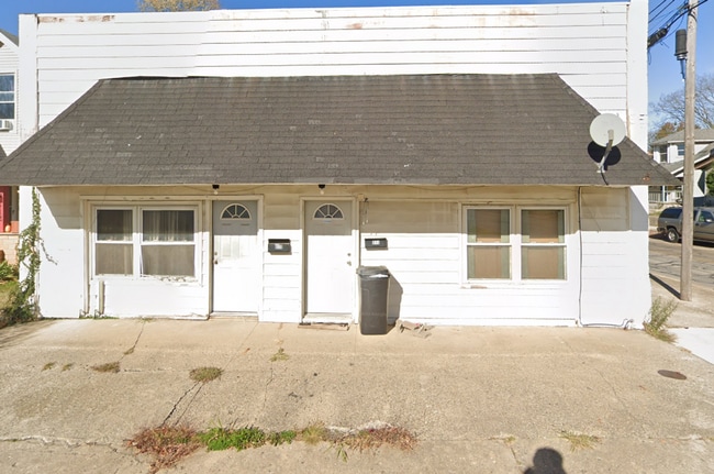 property at 414 E College St