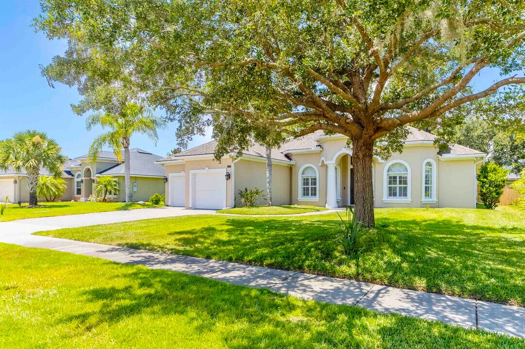 425 Gallardo Cir in St. Augustine, FL - Building Photo