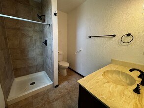 4125 Glen Canyon Rd NE in Albuquerque, NM - Building Photo - Building Photo