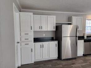 25 Modern Way in Iowa City, IA - Building Photo - Building Photo