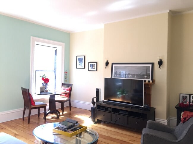 354 Marlborough St in Boston, MA - Foto de edificio - Building Photo