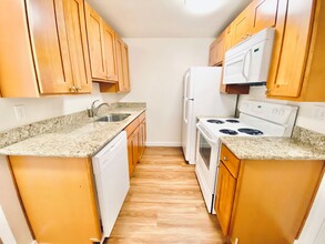 515 East Denny Apartments in Seattle, WA - Building Photo - Interior Photo