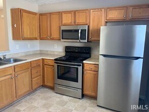3533 Pigeonbrooke Ct in Evansville, IN - Building Photo - Building Photo