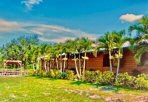 12440 Tangerine Blvd in West Palm Beach, FL - Building Photo