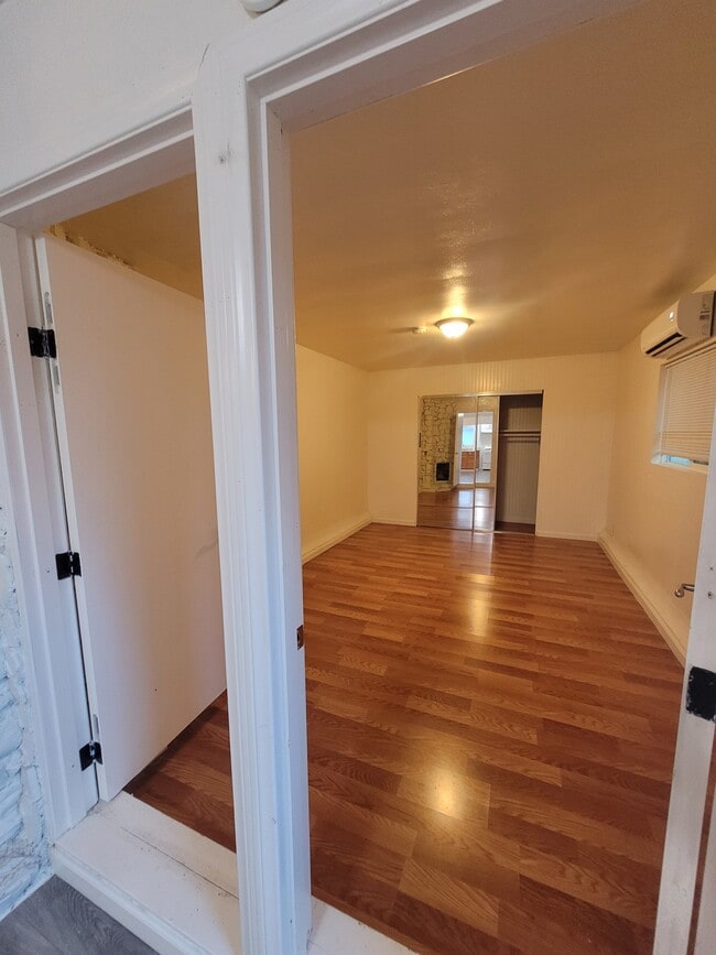 1614 254th St, Unit 2 in Harbor City, CA - Building Photo - Building Photo