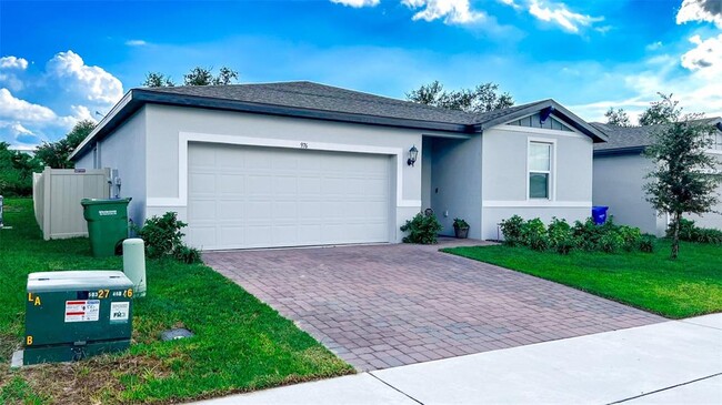 976 Cambridge Dr in Winter Haven, FL - Building Photo - Building Photo