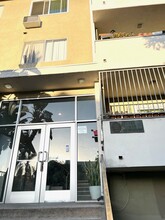 Berendo Apartments in Los Angeles, CA - Foto de edificio - Building Photo