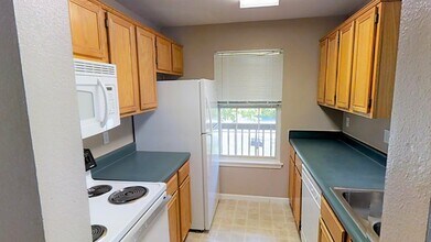 1014 Mississippi St in Lawrence, KS - Foto de edificio - Building Photo