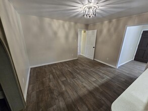 34 W Windsor Dr in Little Rock, AR - Building Photo - Building Photo