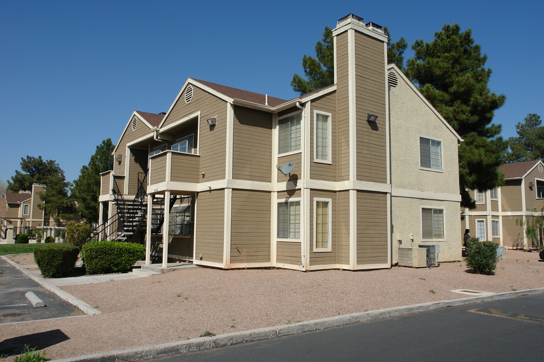 Village At Karen in Las Vegas, NV - Building Photo