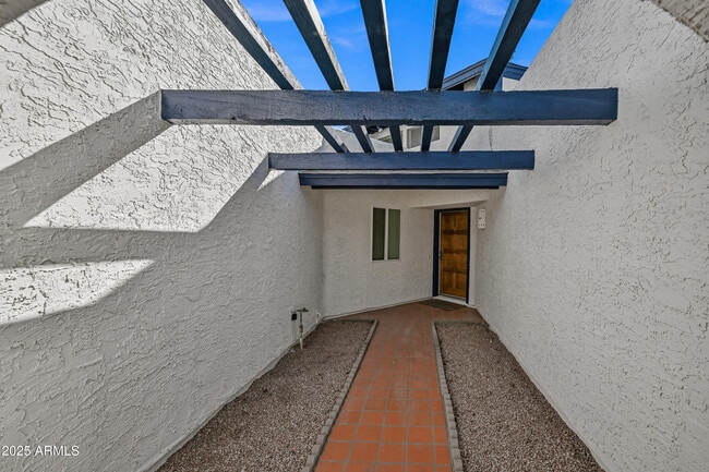 7725 E Rovey Ave in Scottsdale, AZ - Building Photo - Building Photo