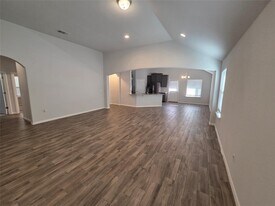 129 Walkup Ln in Leander, TX - Building Photo