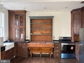 1552 34th St NW in Washington, DC - Building Photo