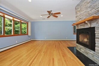 350 Spring St in Mt Kisco, NY - Building Photo - Building Photo
