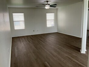 1143 Desert Willow Ln in Rosenberg, TX - Building Photo - Building Photo
