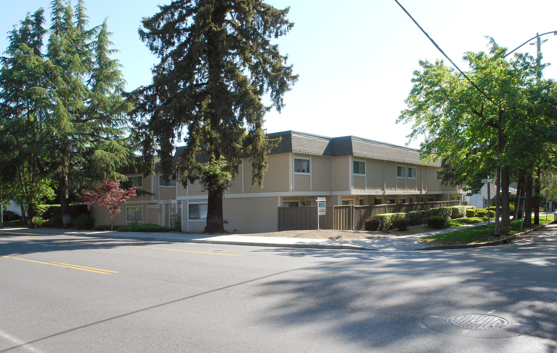 Union Square Apartments in Campbell, CA - Building Photo