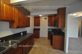 402 Tregaskis Ave in Vallejo, CA - Foto de edificio - Building Photo