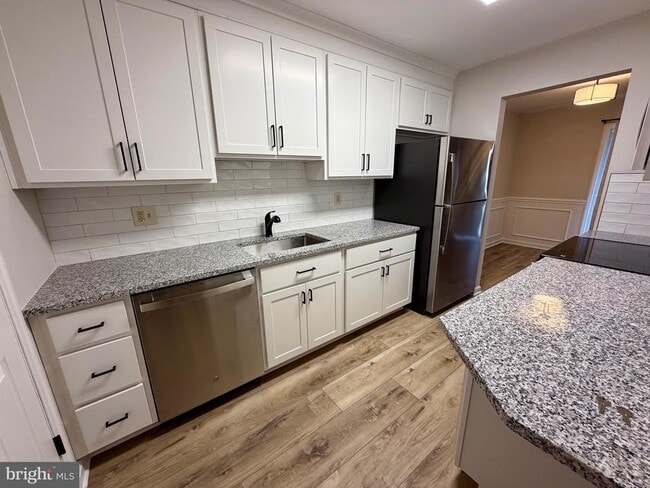 property at 405B Mulberry Cove