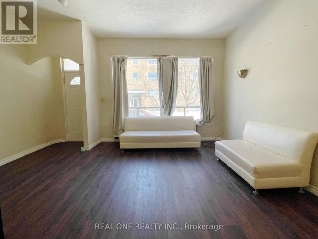 102 Twenty Fifth St in Toronto, ON - Building Photo - Building Photo