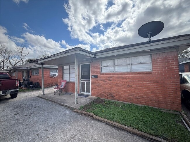 property at 4222 Wipprecht St