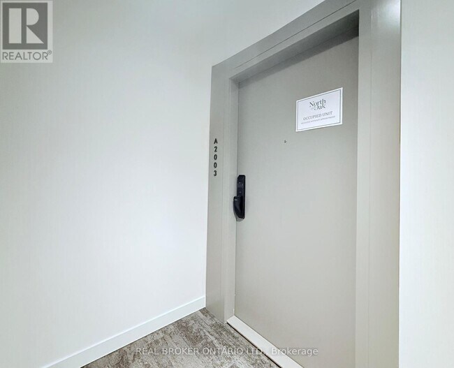 3079 Trafalgar Rd in Oakville, ON - Building Photo - Building Photo