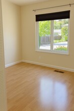 3325 Glendora Dr in San Mateo, CA - Building Photo - Building Photo