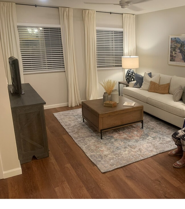 1676 Chalcedony St, Unit #4