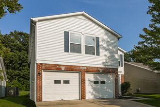 14232 Cuppola Dr in Noblesville, IN - Building Photo - Building Photo