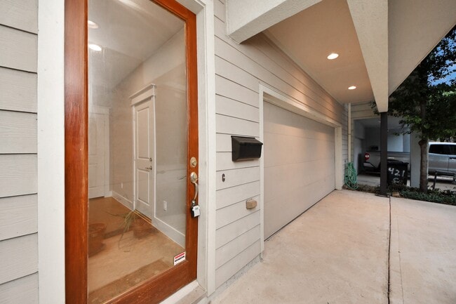 4116 Dickson St in Houston, TX - Building Photo - Building Photo