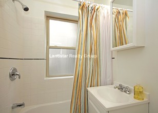 1332 W Hood Ave-Unit -305 in Chicago, IL - Building Photo - Building Photo