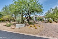 8350 E Via Del Sol Dr in Scottsdale, AZ - Building Photo - Building Photo