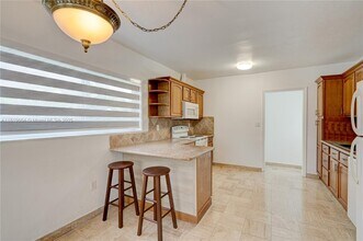 3635 SW 88th Ct in Miami, FL - Building Photo - Building Photo