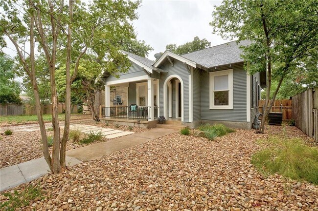 705 W 35th St in Austin, TX - Building Photo - Building Photo