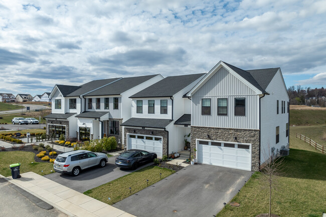 Stonebrook at Upper Merion in King of Prussia, PA - Building Photo - Building Photo