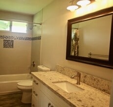 15-1698-1698 7th Ave in Keaau, HI - Foto de edificio - Building Photo