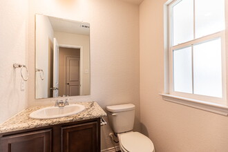 13111 Winemaker Dr in San Antonio, TX - Building Photo - Building Photo