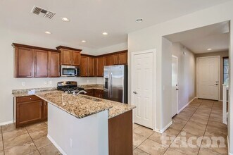 19193 E Swan Dr in Queen Creek, AZ - Foto de edificio - Building Photo