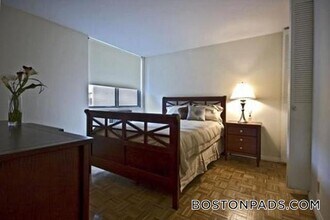 1455 Commonwealth Ave in Boston, MA - Building Photo - Building Photo