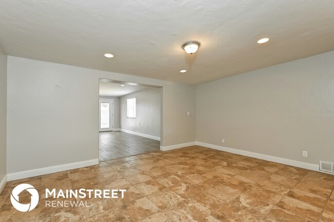 6665 E 42nd St in Tucson, AZ - Building Photo - Building Photo